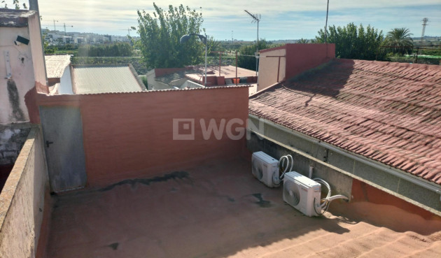 Odsprzedaż - Kamienica - Formentera del Segura - Centro