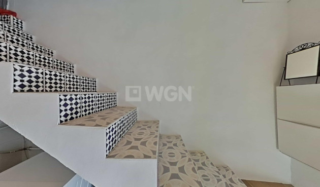 Odsprzedaż - Kamienica - Formentera del Segura - Centro