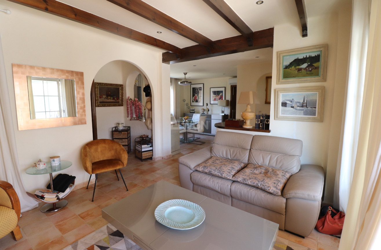 Reventa - Villa - Fortuna - Inland