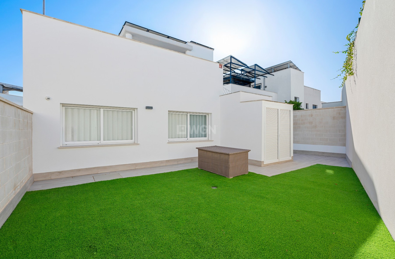 Resale - Villa - San Miguel de Salinas - Inland