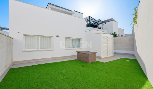 Resale - Villa - San Miguel de Salinas - Inland