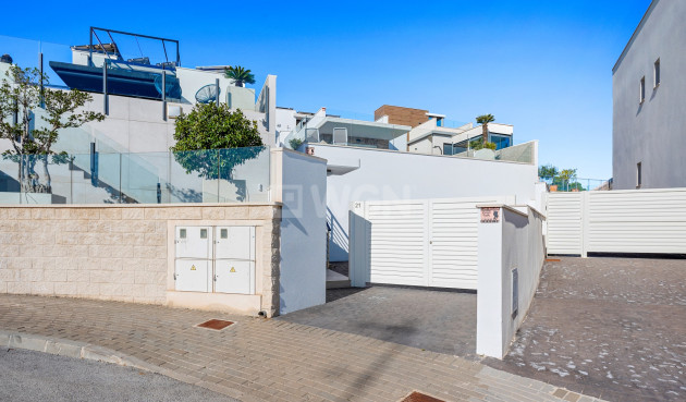 Resale - Villa - San Miguel de Salinas - Inland