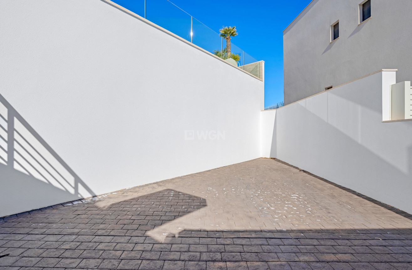 Resale - Villa - San Miguel de Salinas - Inland