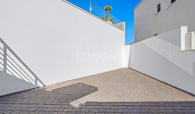 Resale - Villa - San Miguel de Salinas - Inland