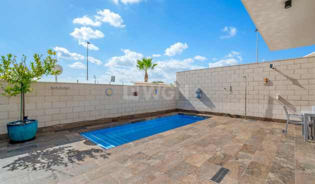 Odsprzedaż - Villa - Orihuela - Inland