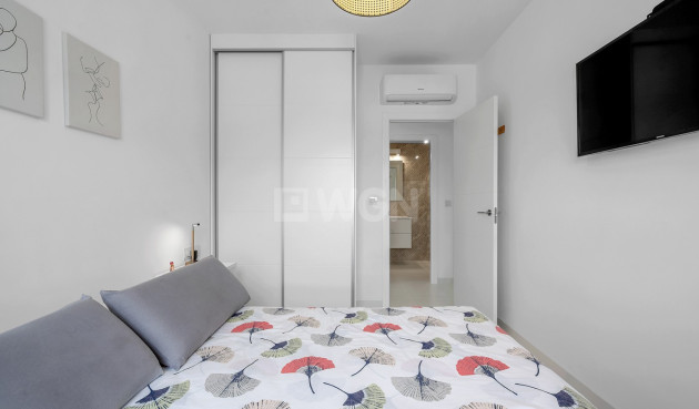 Odsprzedaż - Mieszkanie w bloku - San Miguel de Salinas - Inland