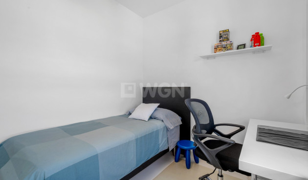 Odsprzedaż - Mieszkanie w bloku - San Miguel de Salinas - Inland