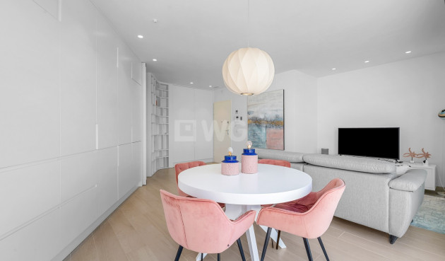 Odsprzedaż - Mieszkanie w bloku - Orihuela - Inland