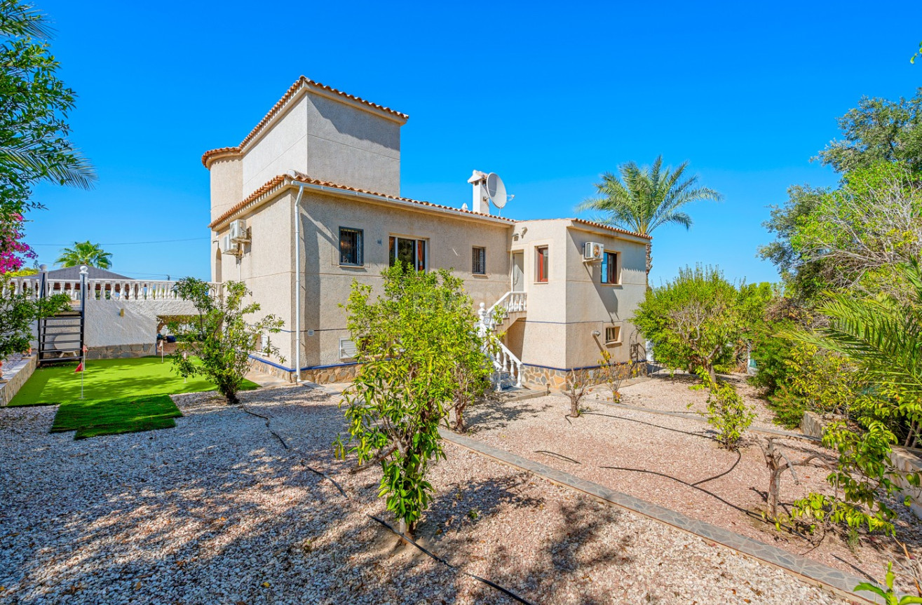 Resale - Villa - Almoradí - Inland