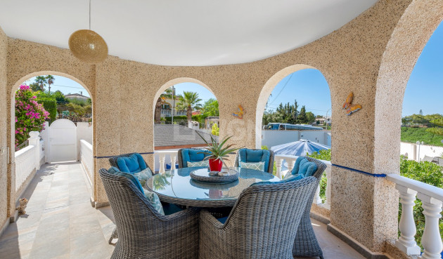 Resale - Villa - Almoradí - Inland