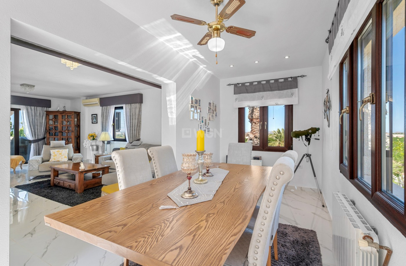 Resale - Villa - Almoradí - Inland