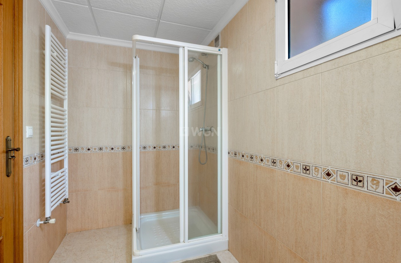 Resale - Villa - Almoradí - Inland