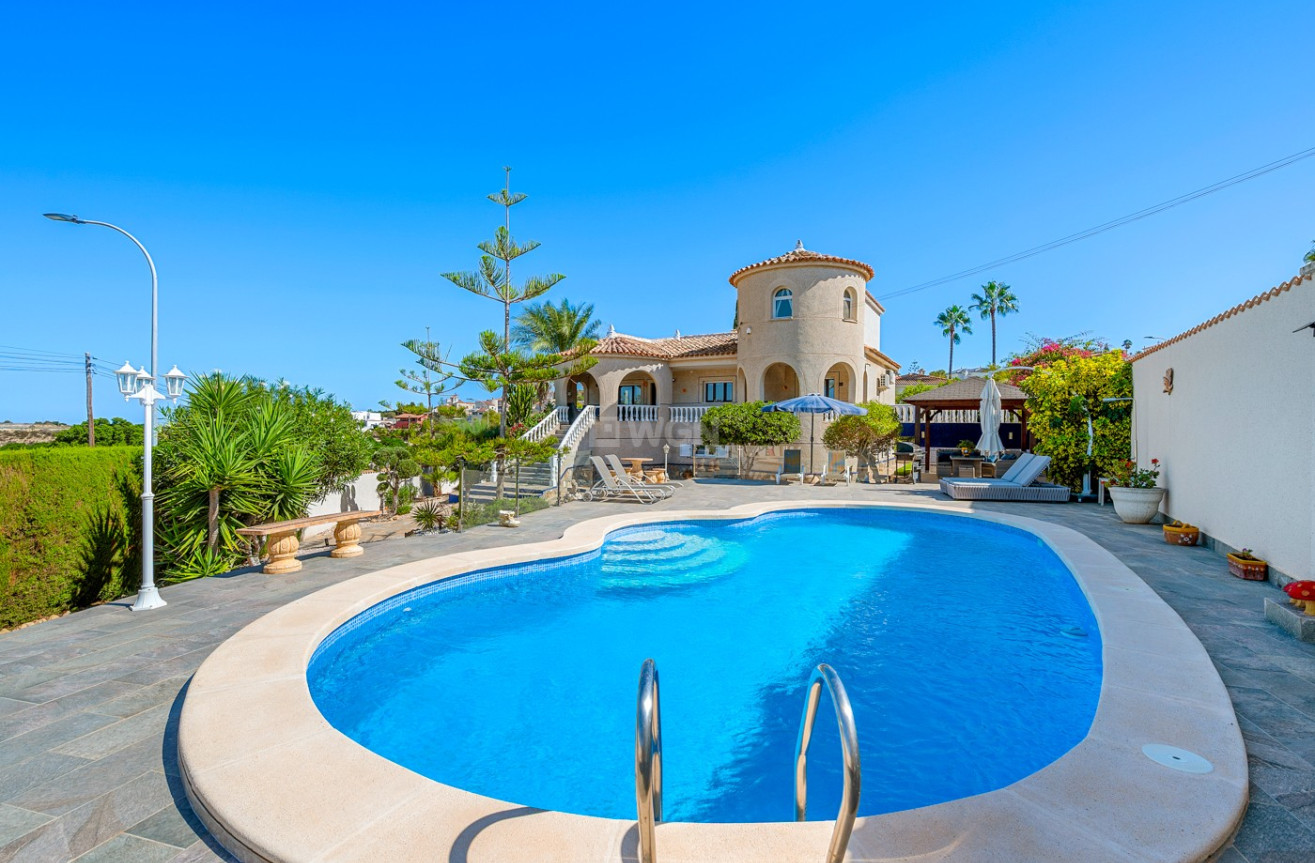 Resale - Villa - Almoradí - Inland