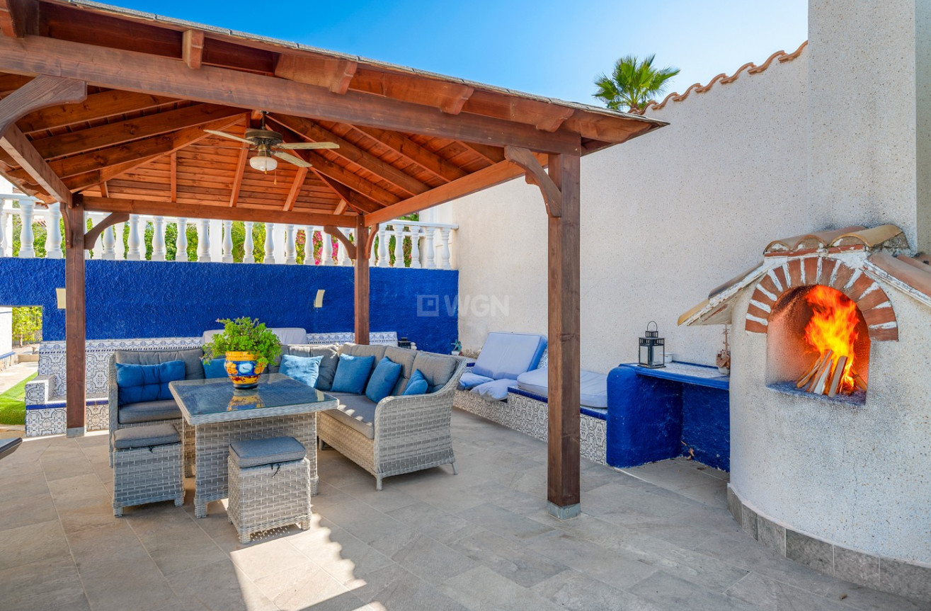 Resale - Villa - Almoradí - Inland