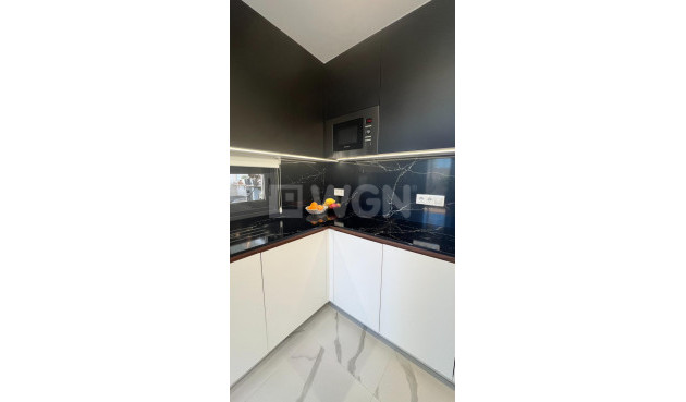 Odsprzedaż - Mieszkanie w bloku - San Miguel de Salinas - Bellavista