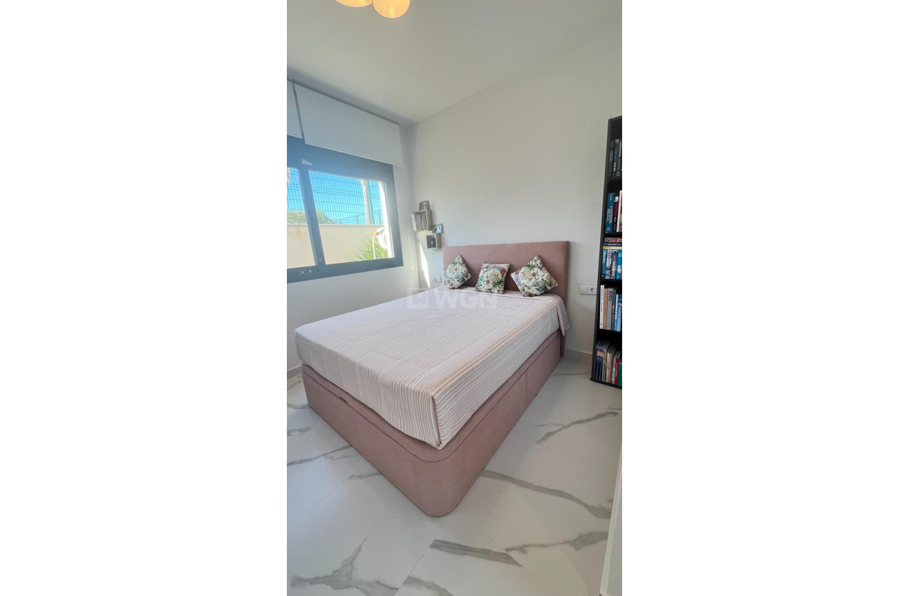 Odsprzedaż - Mieszkanie w bloku - San Miguel de Salinas - Bellavista