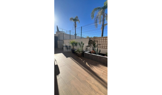 Odsprzedaż - Mieszkanie w bloku - San Miguel de Salinas - Bellavista