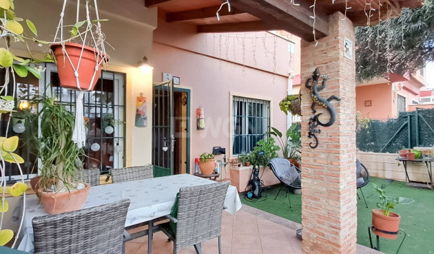 Odsprzedaż - Villa - Torrevieja - Parque Acuático - Sector 25