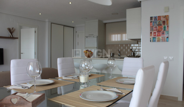 Wiederverkauf - Wohnung - Mil Palmeras - Costa Blanca