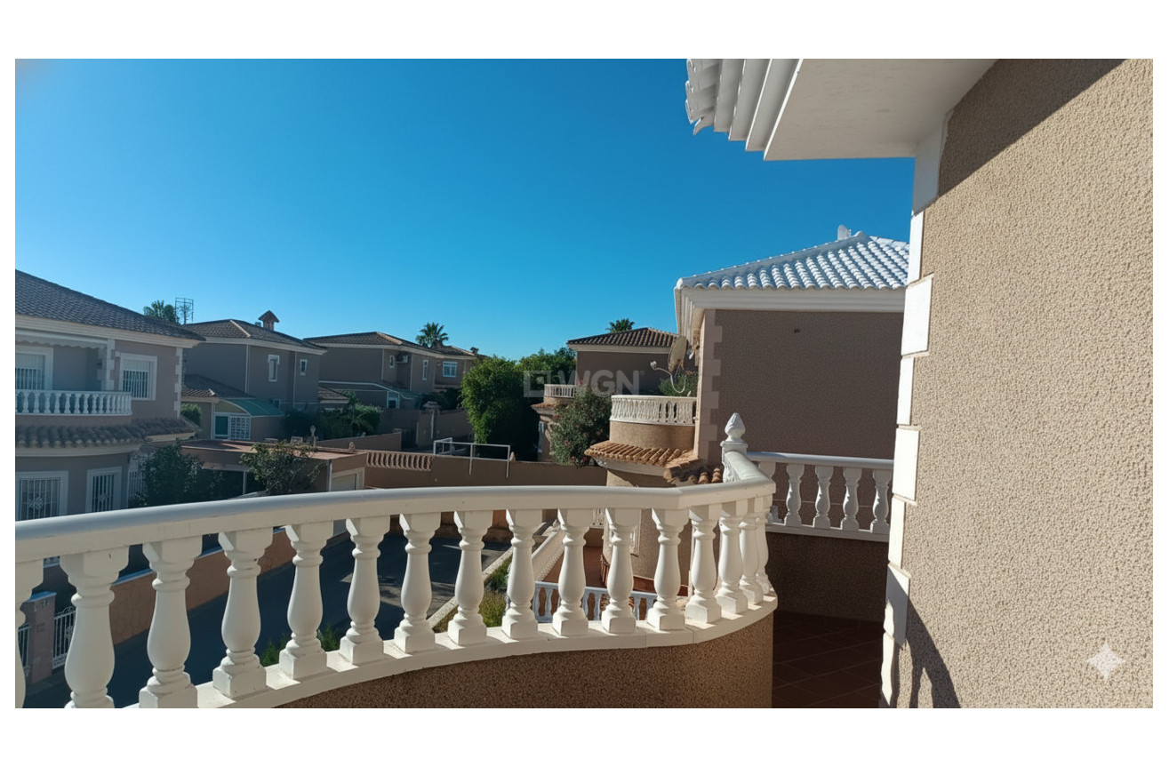 Odsprzedaż - Villa - Los Altos - Costa Blanca