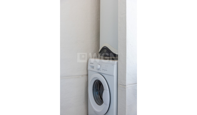 Odsprzedaż - Mieszkanie w bloku - San Miguel de Salinas - Inland