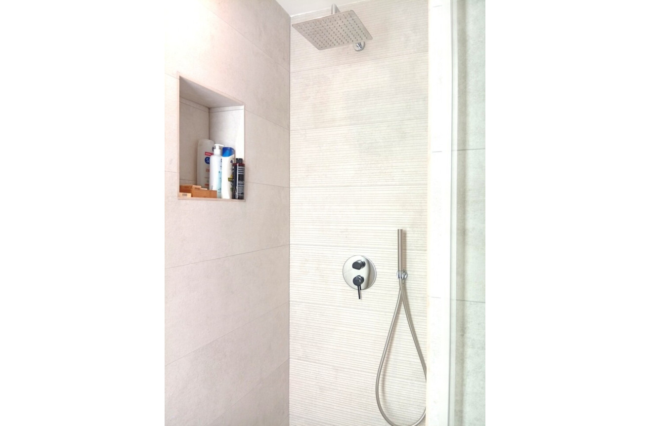 Resale - Villa - La Finca Golf Resort - Inland