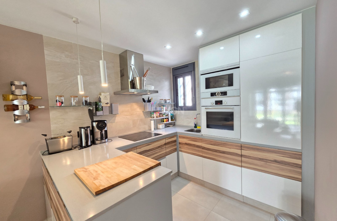 Odsprzedaż - Mieszkanie w bloku - Orihuela Costa - Costa Blanca