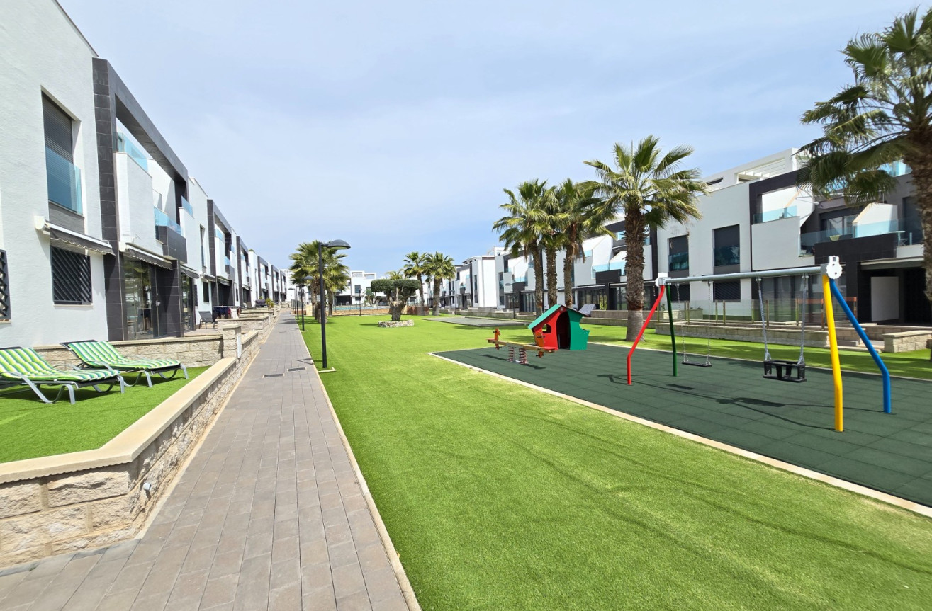 Odsprzedaż - Mieszkanie w bloku - Orihuela Costa - Costa Blanca