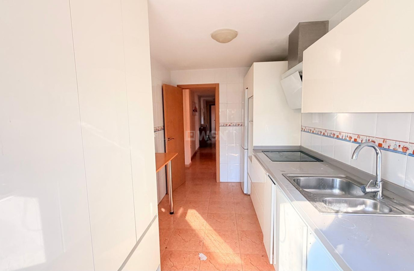 Odsprzedaż - Mieszkanie w bloku - Los Alcázares - Los Narejos-Punta Calera