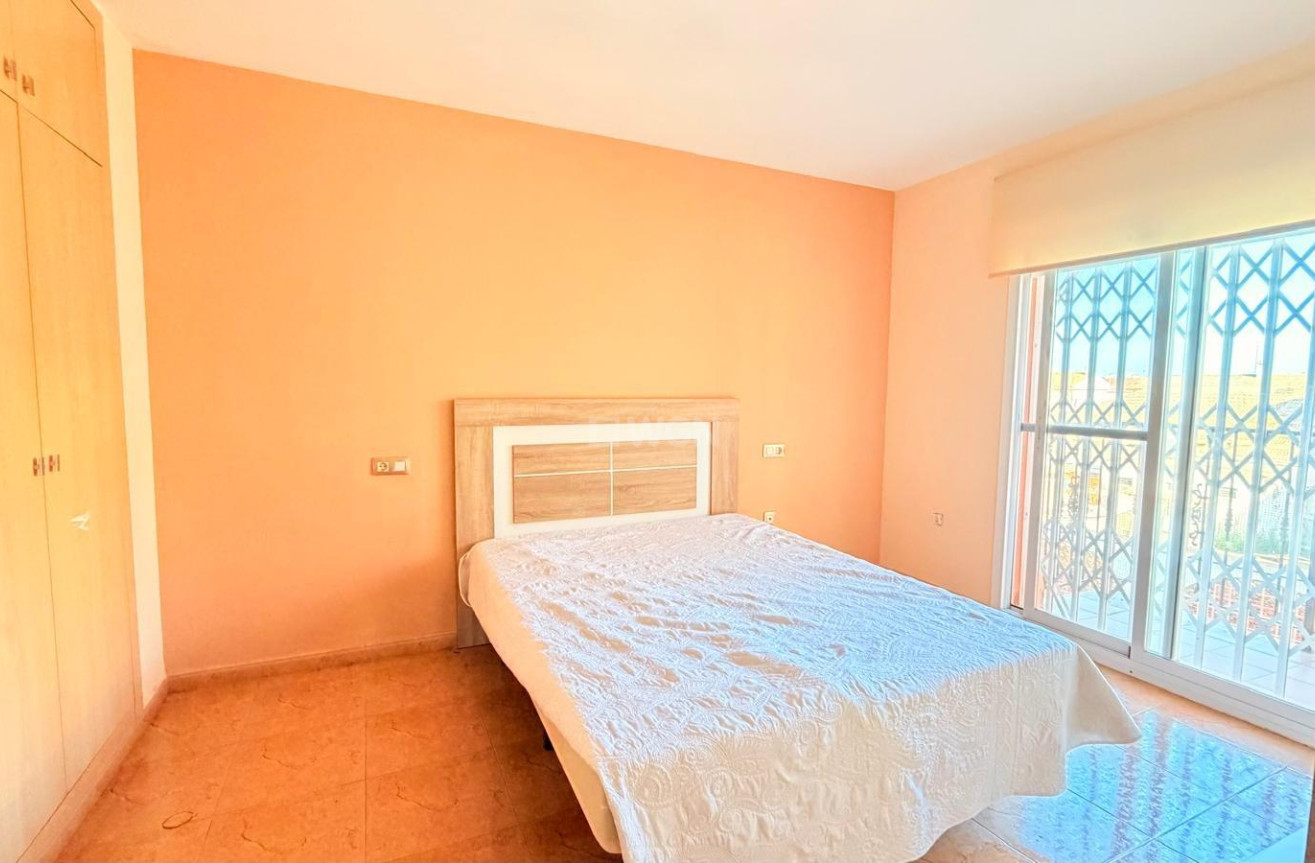 Odsprzedaż - Mieszkanie w bloku - Los Alcázares - Los Narejos-Punta Calera