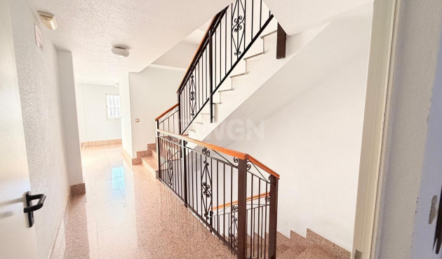 Odsprzedaż - Mieszkanie w bloku - Los Alcázares - Los Narejos-Punta Calera