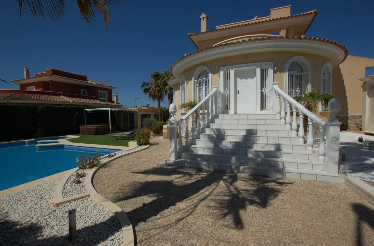 Odsprzedaż - Villa - Ciudad Quesada - Costa Blanca