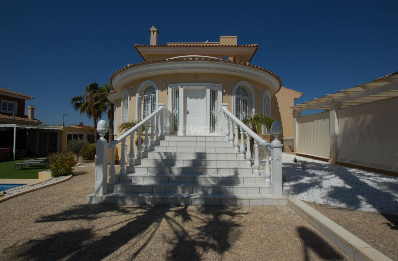 Odsprzedaż - Villa - Ciudad Quesada - Costa Blanca