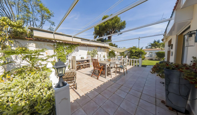 Resale - Villa - Torrevieja - Costa Blanca