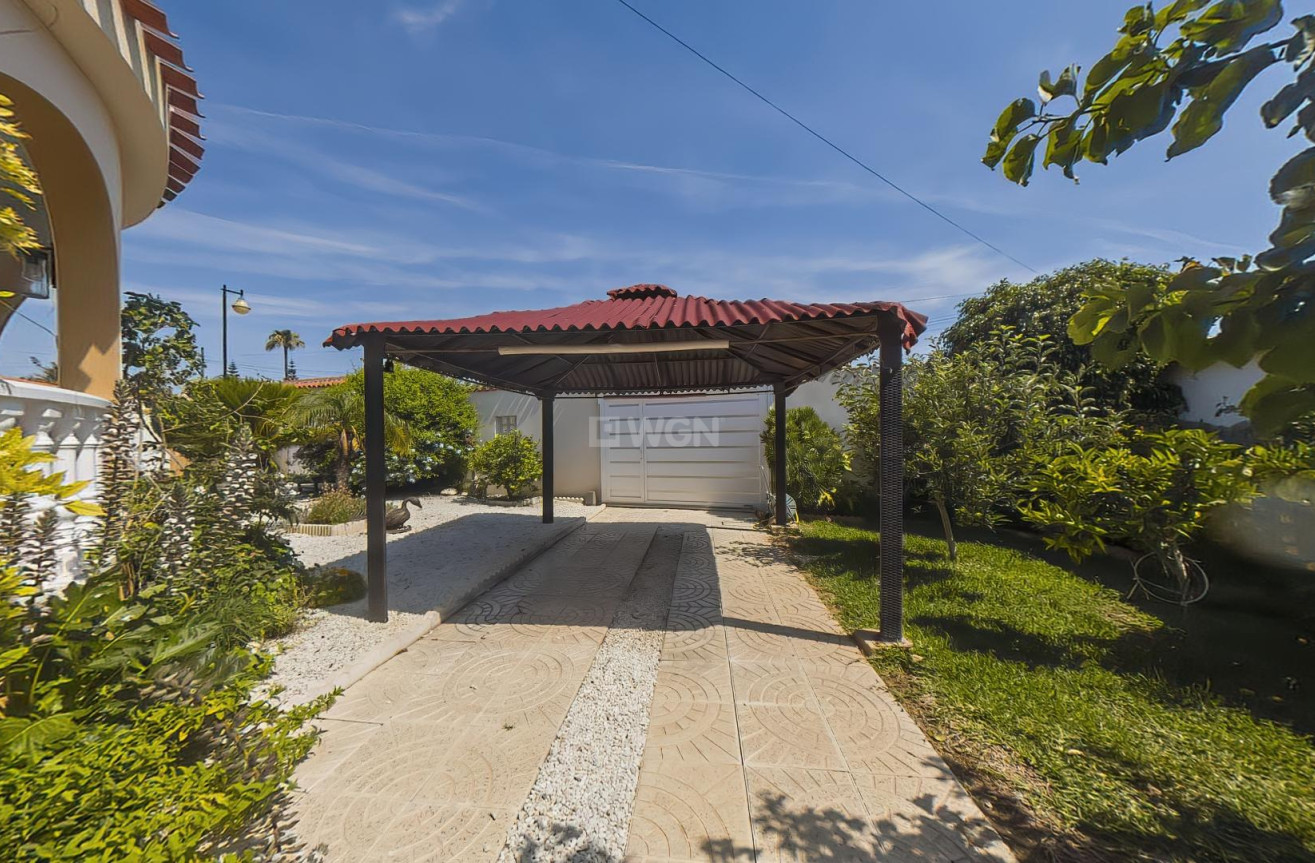 Resale - Villa - Torrevieja - Costa Blanca