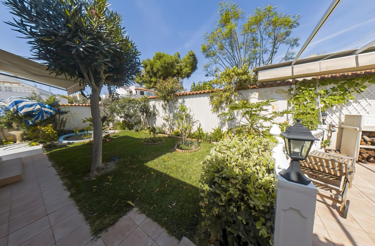 Resale - Villa - Torrevieja - Costa Blanca
