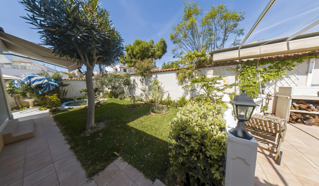 Resale - Villa - Torrevieja - Costa Blanca