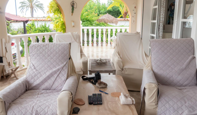 Resale - Villa - Torrevieja - Costa Blanca