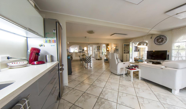 Resale - Villa - Torrevieja - Costa Blanca