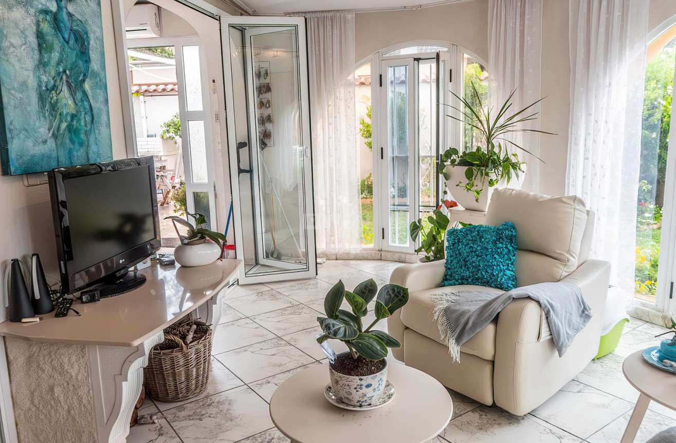 Resale - Villa - Torrevieja - Costa Blanca