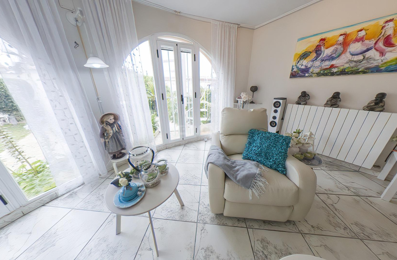 Resale - Villa - Torrevieja - Costa Blanca