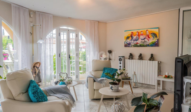 Resale - Villa - Torrevieja - Costa Blanca