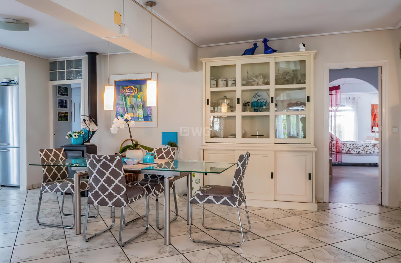 Resale - Villa - Torrevieja - Costa Blanca