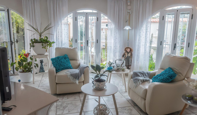 Resale - Villa - Torrevieja - Costa Blanca