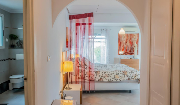 Resale - Villa - Torrevieja - Costa Blanca