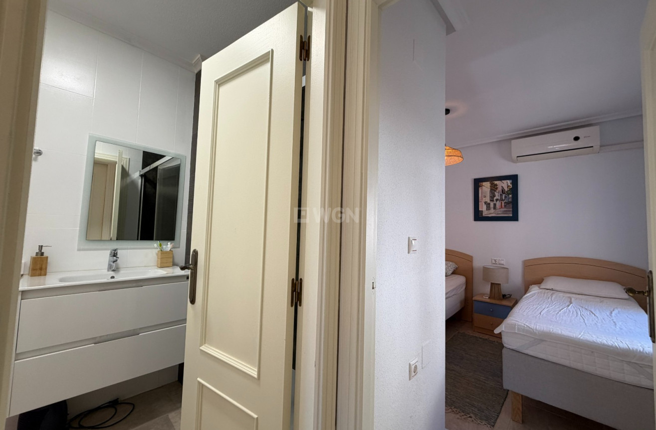 Odsprzedaż - Mieszkanie w bloku - Orihuela Costa - Costa Blanca