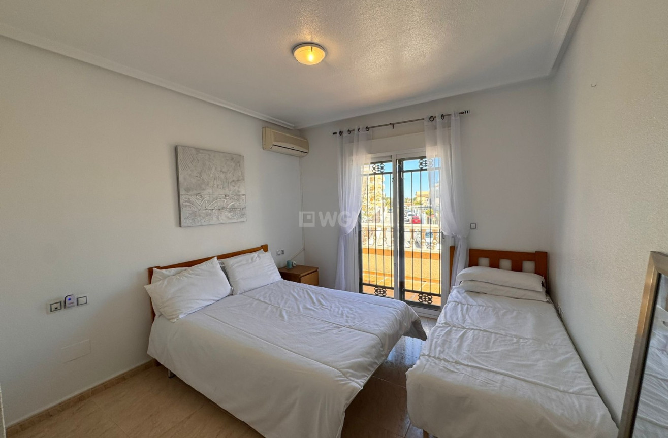 Odsprzedaż - Kamienica - Campoamor - Costa Blanca