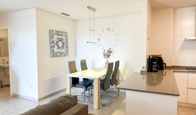 Odsprzedaż - Mieszkanie w bloku - Orihuela Costa - Costa Blanca