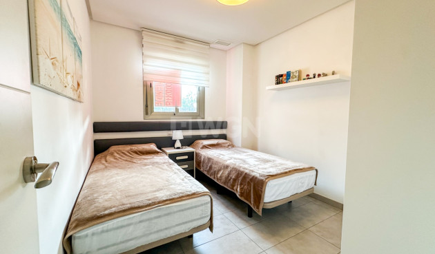 Odsprzedaż - Mieszkanie w bloku - Orihuela Costa - Costa Blanca