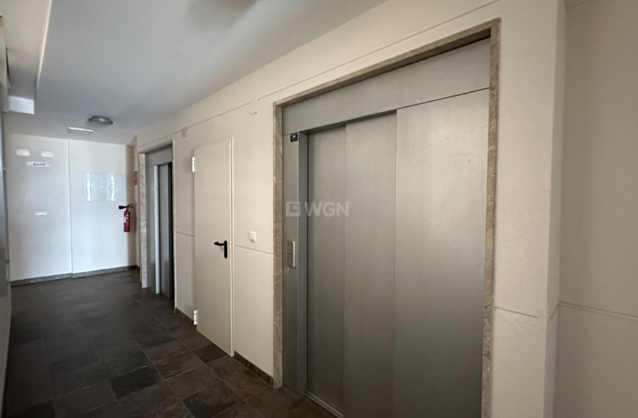 Odsprzedaż - Mieszkanie w bloku - Orihuela Costa - Costa Blanca